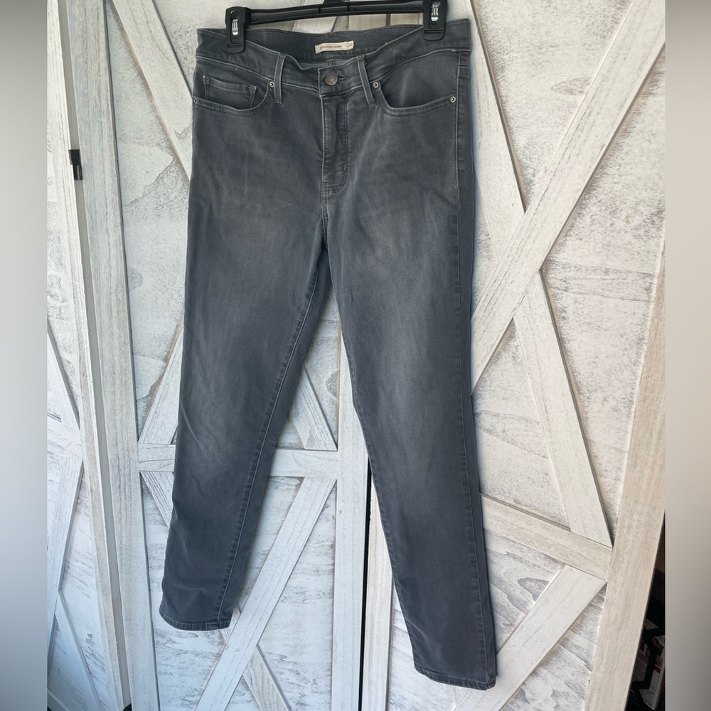 Levi’s 311 shaping skinny jeans